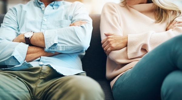 Puedo demandar y pedir una indemnización a mi pareja por infiel? | Abogados Legálitas Puedo demandar y pedir una indemnización a mi pareja por infiel? | Abogados Legálitas