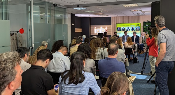 Público mesa redonda