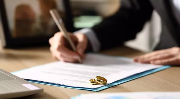 ¿Qué diferencia hay entre separación y divorcio?