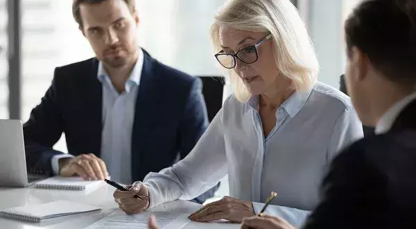 Fiador o avalista: responsabilidad y requisitos