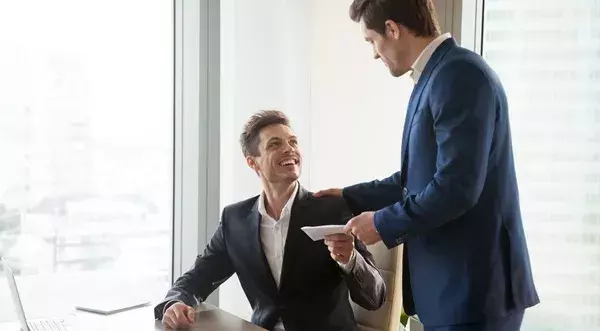 Bonos de productividad a trabajadores