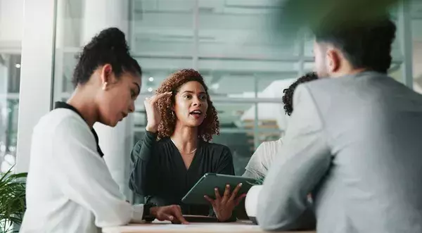 Qué es el canal de denuncias, cuándo es obligatorio y cómo implantar la Ley 2/2023