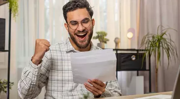 Pagas extra, bonus y otros, cómo afectan a nivel fiscal y seguridad social