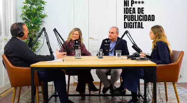 Explicamos cómo hacemos publicidad digital y comunicación para inconformistas en el podcast de Adsocy