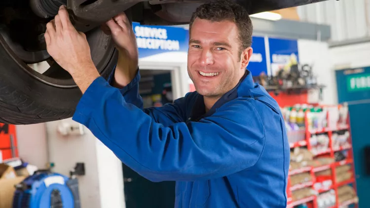 Si no estoy conforme con la reparación de mi coche ¿Puedo llevármelo del taller sin pagar?