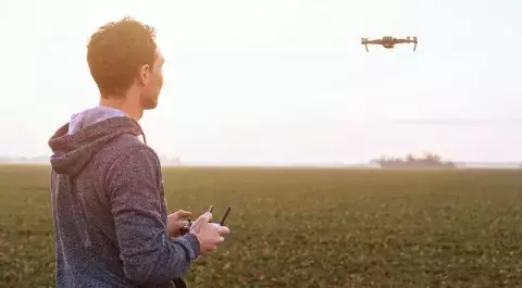 volar drones